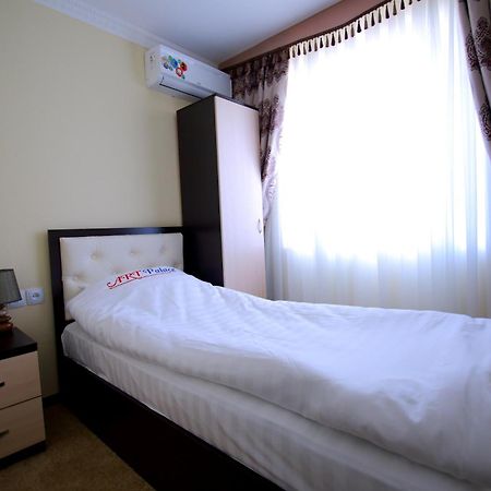 Hotel Art Palace Ташкент Екстериор снимка