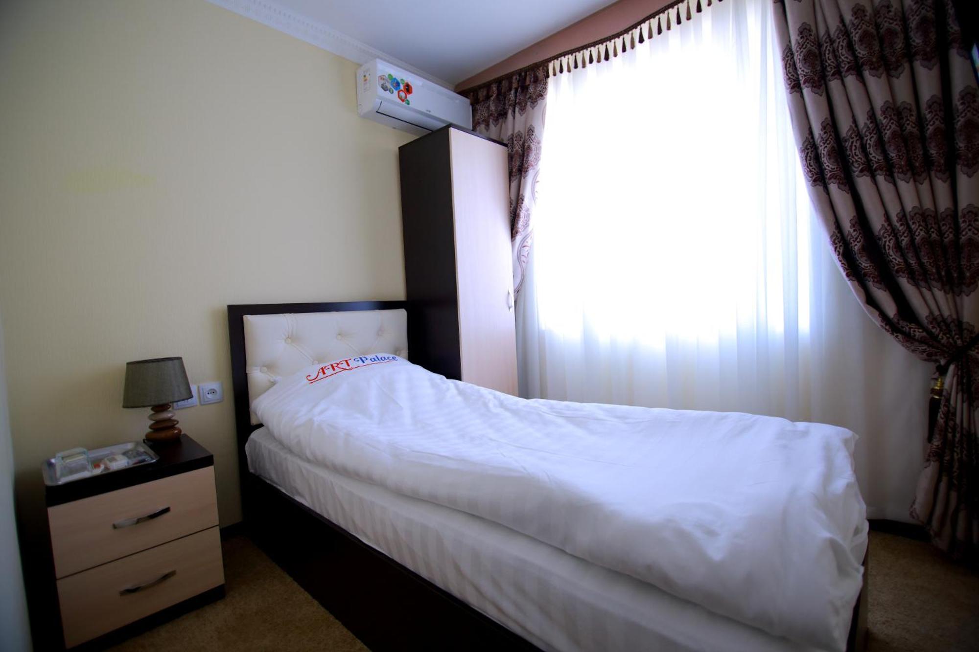 Hotel Art Palace Ташкент Екстериор снимка