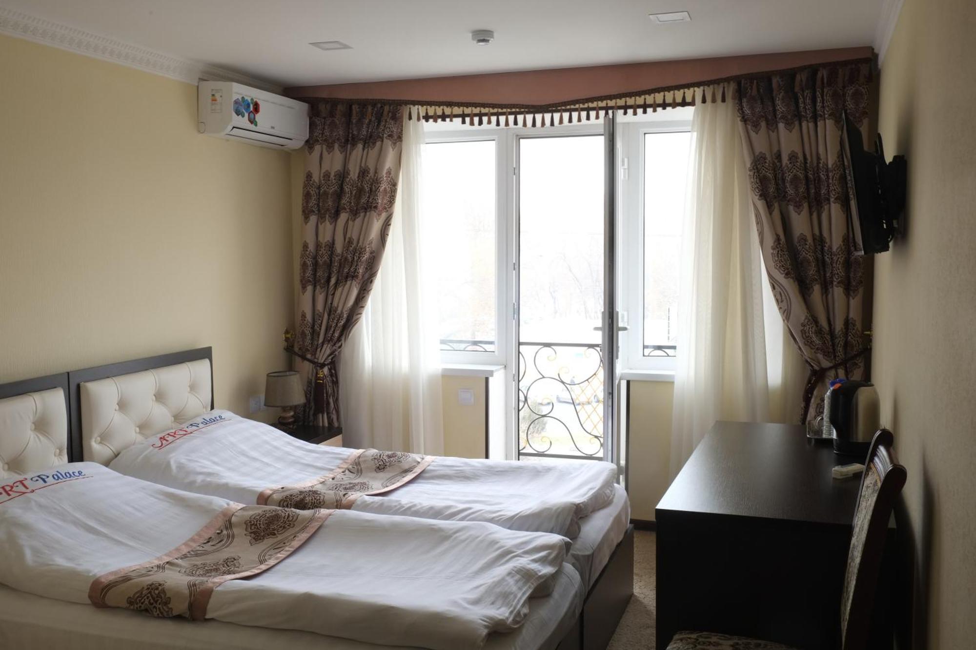 Hotel Art Palace Ташкент Екстериор снимка
