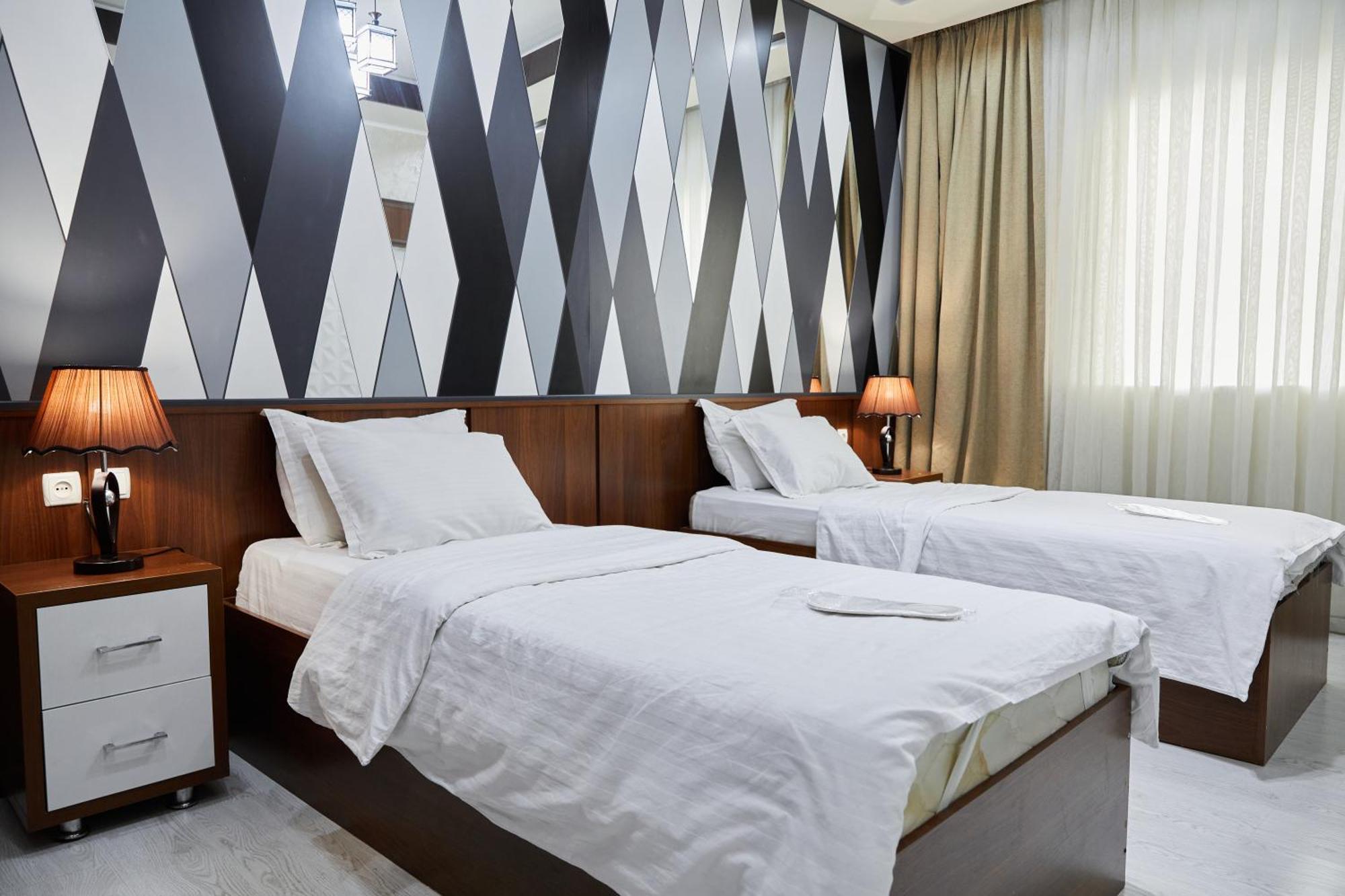 Hotel Art Palace Ташкент Екстериор снимка