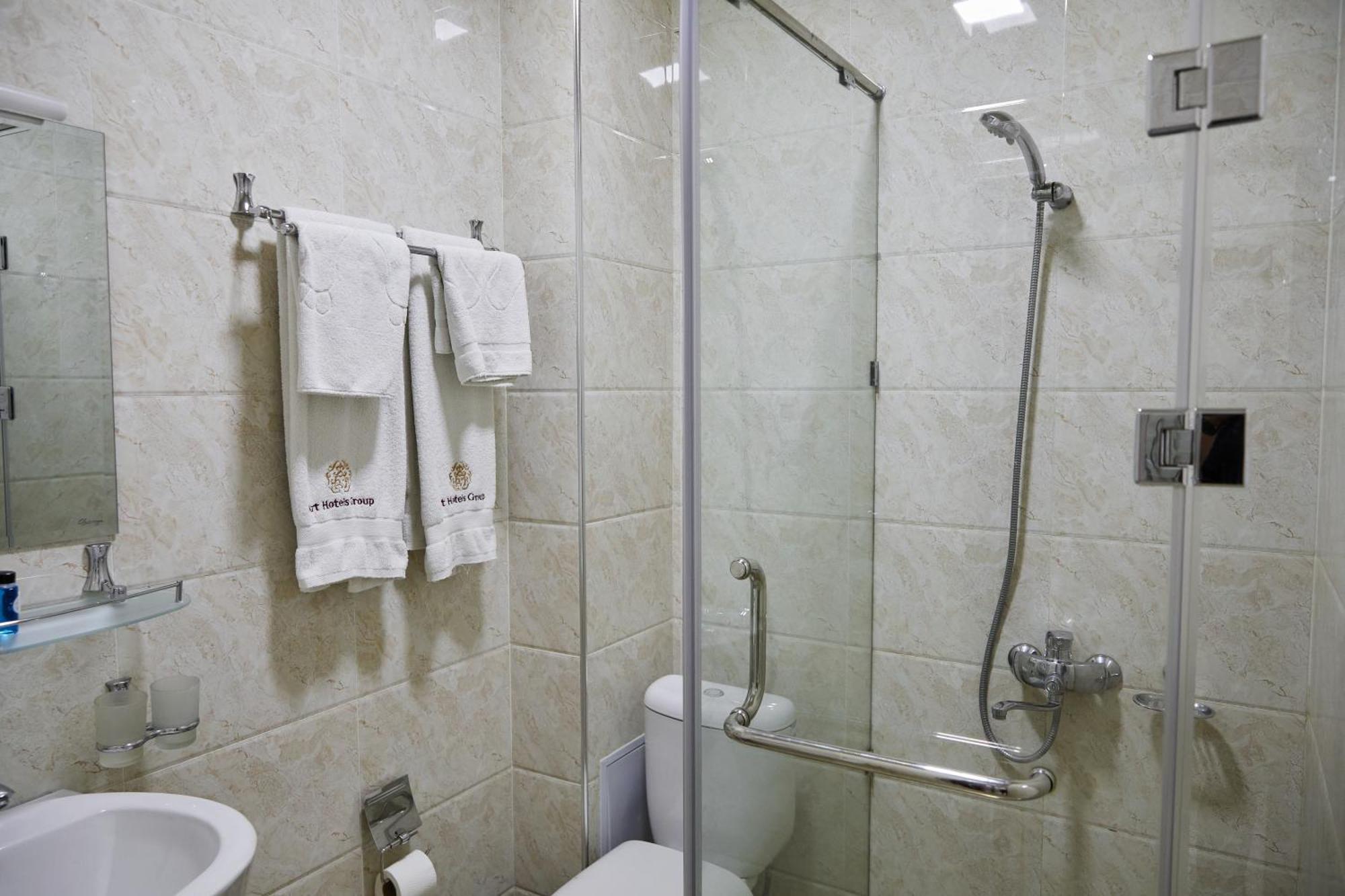 Hotel Art Palace Ташкент Екстериор снимка