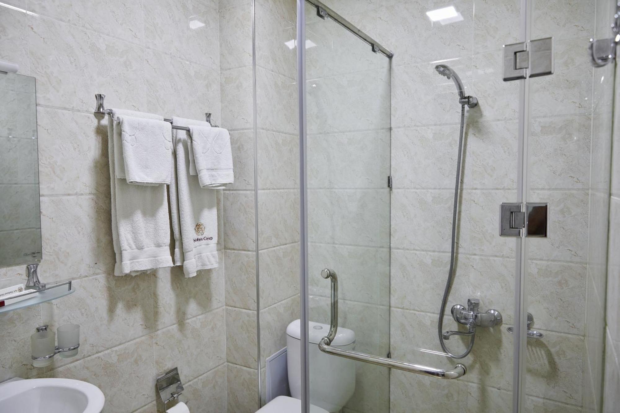Hotel Art Palace Ташкент Екстериор снимка